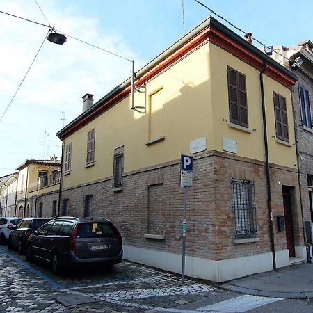 Via Zagarelli Alle Mura 80 Rávena Exterior foto
