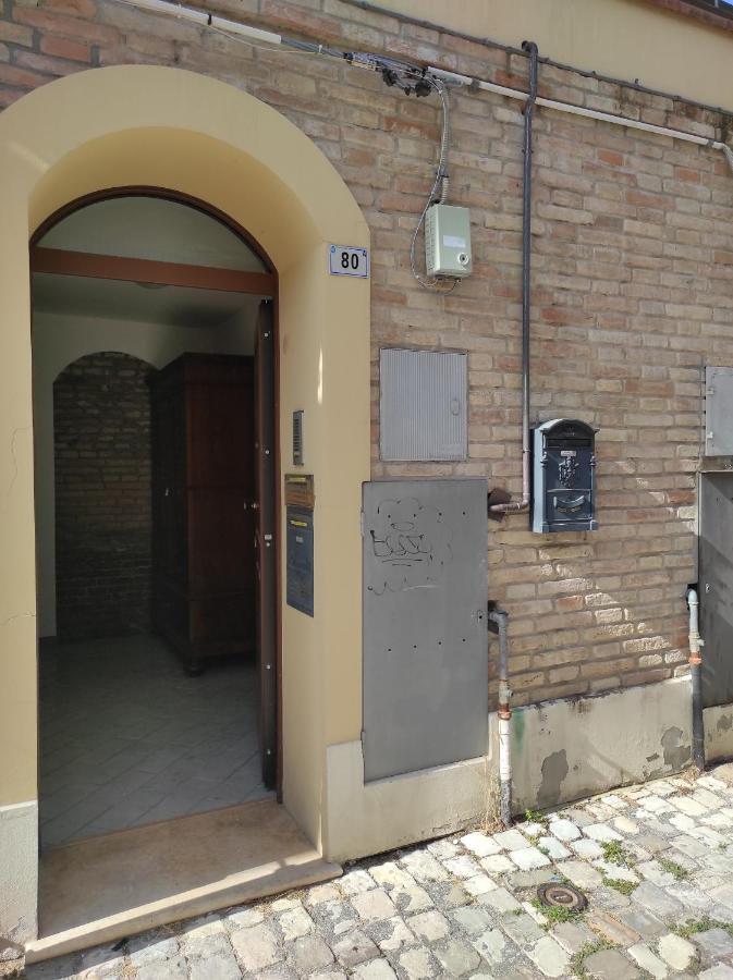 Via Zagarelli Alle Mura 80 Rávena Exterior foto